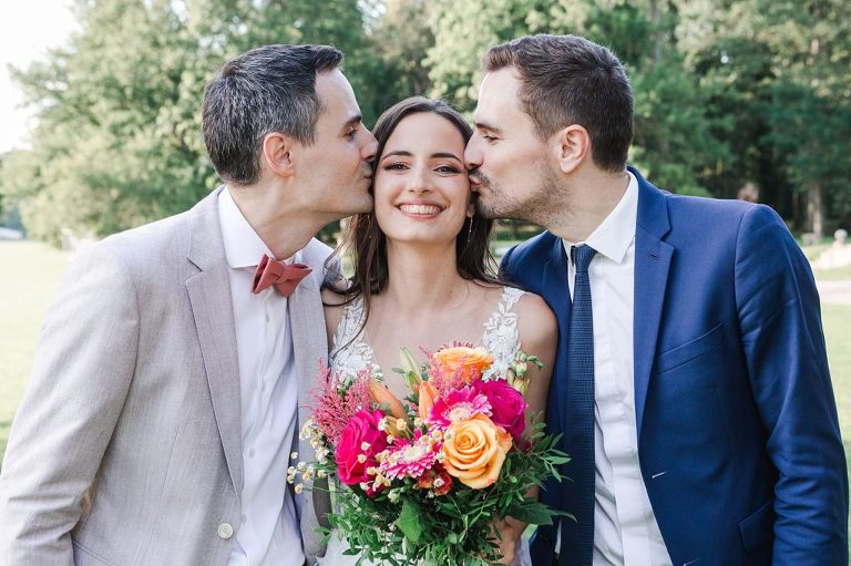 Les photos de groupe sont un incontournable du mariage