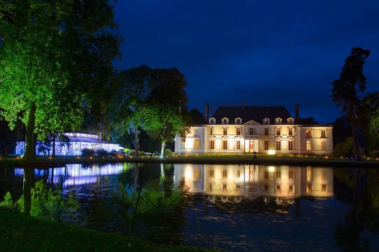 mariage féérique au château Barthélemy